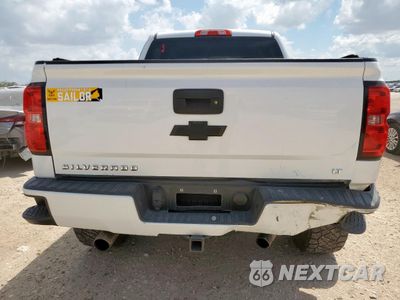 Zdjęcie 6 z 13 samochodu: 2018 CHEVROLET SILVERADO K1500 LT VIN:3GCUKREC3JG183846 - miniatura