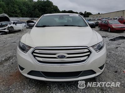 Piąte zdjęcie samochodu w środku: 2018 FORD TAURUS LIMITED VIN:1FAHP2F89JG102886 - miniatura