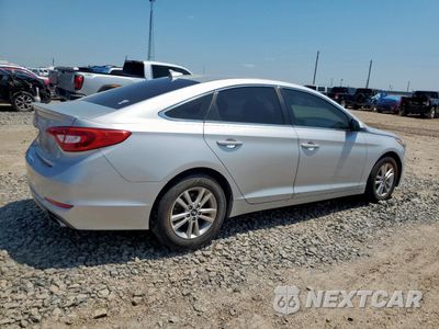 Trzecie zdjęcie samochodu z tyłu: 2016 HYUNDAI SONATA SE VIN:5NPE24AF3GH357387 - miniatura