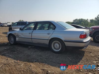 Drugie zdjęcie samochodu z przodu: 2000 BMW 740 IL VIN:WBAGH8342YDP17294 - miniatura