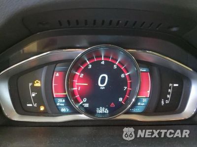 Zdjęcie 8 z 10 samochodu: 2014 VOLVO S60 T5 VIN:YV1612FS5E1285611 - miniatura
