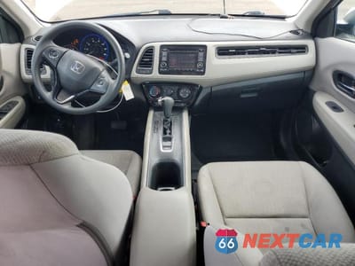 Zdjęcie 8 z 12 samochodu: 2016 HONDA HR-V LX VIN:3CZRU6H38GM749210 - miniatura