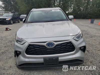 Piąte zdjęcie samochodu w środku: 2022 TOYOTA HIGHLANDER HYBRID XLE VIN:5TDGBRCH6NS555019 - miniatura