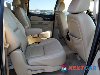 Zdjęcie 11 z 15 samochodu: 2008 CHEVROLET SUBURBAN K1500 LS VIN:3GNFK16388G198756 - miniatura