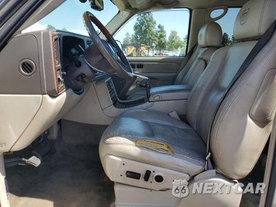 Zdjęcie 7 z 15 samochodu: 2004 CADILLAC ESCALADE LUXURY VIN:1GYEC63T44R303784 - miniatura