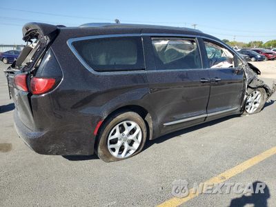 Trzecie zdjęcie samochodu z tyłu: 2017 CHRYSLER PACIFICA TOURING L PLUS VIN:2C4RC1EG0HR542579 - miniatura