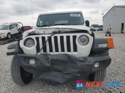 Piąte zdjęcie samochodu w środku: 2023 JEEP WRANGLER SPORT VIN:1C4HJXAG0PW677402 - miniatura