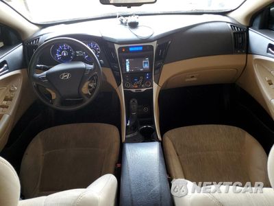 Zdjęcie 8 z 14 samochodu: 2012 HYUNDAI SONATA GLS VIN:5NPEB4AC9CH331487 - miniatura