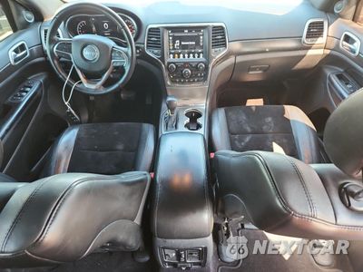 Zdjęcie 8 z 13 samochodu: 2018 JEEP GRAND CHEROKEE LAREDO VIN:1C4RJFAG3JC367929 - miniatura