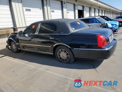 Drugie zdjęcie samochodu z przodu: 2009 LINCOLN TOWN CAR SIGNATURE LIMITED VIN:2LNHM82V39X600603 - miniatura