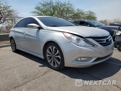 Czwarte zdjęcie samochodu z boku: 2014 HYUNDAI SONATA SE VIN:5NPEC4AC8EH848585 - miniatura