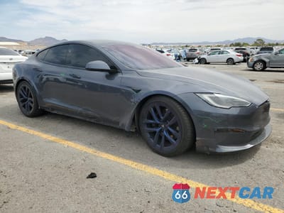Czwarte zdjęcie samochodu z boku: 2023 TESLA MODEL S VIN:5YJSA1E56PF511529 - miniatura