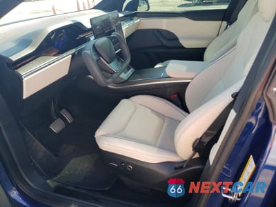 Zdjęcie 7 z 13 samochodu: 2022 TESLA MODEL X VIN:7SAXCBE60NF334071 - miniatura