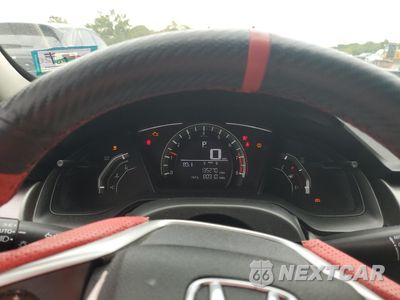 Zdjęcie 9 z 14 samochodu: 2018 HONDA CIVIC LX VIN:19XFC2F51JE011033 - miniatura