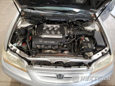 Zdjęcie 11 z 14 samochodu: 2002 HONDA ACCORD EX VIN:1HGCG22512A007776 - miniatura