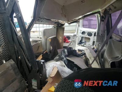 Zdjęcie 10 z 14 samochodu: 1998 FORD ECONOLINE E350 SUPER DUTY VIN:1FBSS31L5WHA89771 - miniatura