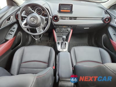 Zdjęcie 8 z 14 samochodu: 2017 MAZDA CX-3 TOURING VIN:JM1DKFC74H0158232 - miniatura