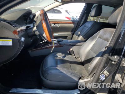 Zdjęcie 7 z 14 samochodu: 2012 MERCEDES-BENZ S 550 VIN:WDDNG7DB8CA436475 - miniatura