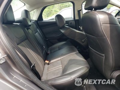 Zdjęcie 10 z 12 samochodu: 2014 FORD FOCUS TITANIUM VIN:1FADP3J27EL205504 - miniatura