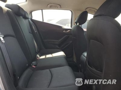 Zdjęcie 10 z 12 samochodu: 2016 MAZDA 3 SPORT VIN:JM1BM1T76G1318186 - miniatura