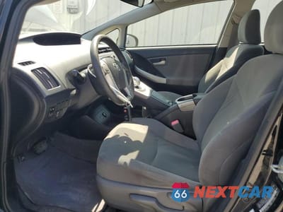 Zdjęcie 7 z 12 samochodu: 2013 TOYOTA PRIUS VIN:JTDKN3DU8D5565193 - miniatura