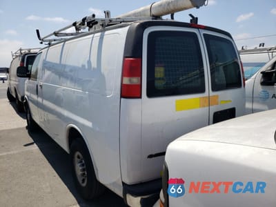 Zdjęcie 6 z 14 samochodu: 2014 CHEVROLET EXPRESS G2500 VIN:1GCWGFCB1E1119313 - miniatura