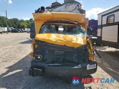 Piąte zdjęcie samochodu w środku: 2010 CHEV EXPRESS G3500 VIN:1GB6G2AG9A1136432 - miniatura