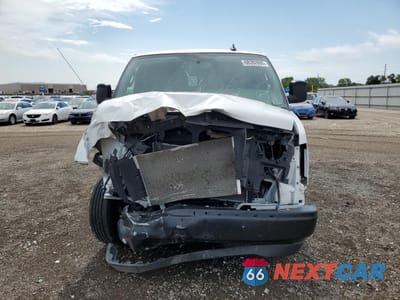 Piąte zdjęcie samochodu w środku: 2025 CHEVROLET EXPRESS G2500 VIN:1GCWGAFPXS1107733 - miniatura