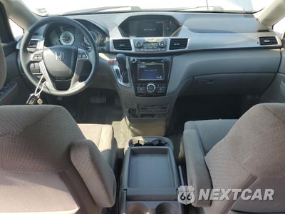 Zdjęcie 8 z 15 samochodu: 2016 HONDA ODYSSEY SE VIN:5FNRL5H33GB153820 - miniatura
