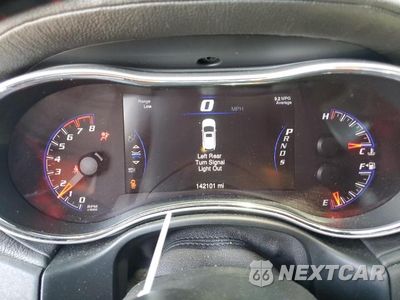 Zdjęcie 9 z 13 samochodu: 2015 JEEP GRAND CHEROKEE SRT-8 VIN:1C4RJFDJ1FC182227 - miniatura