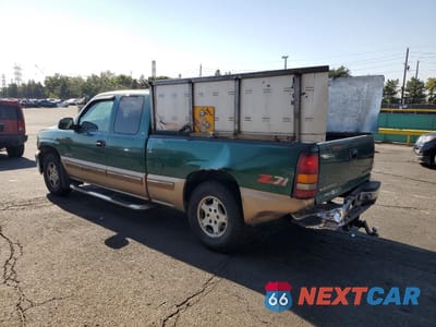 Drugie zdjęcie samochodu z przodu: 1999 CHEVROLET SILVERADO K1500 VIN:1GCEK19V5XZ184667 - miniatura