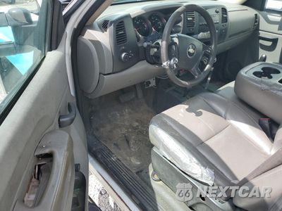 Zdjęcie 8 z 12 samochodu: 2011 CHEVROLET SILVERADO K3500 VIN:1GB3KZCL0BF202021 - miniatura