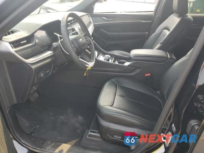 Zdjęcie 7 z 13 samochodu: 2025 JEEP GRAND CHEROKEE LIMITED VIN:1C4RJHBG2SC302906 - miniatura