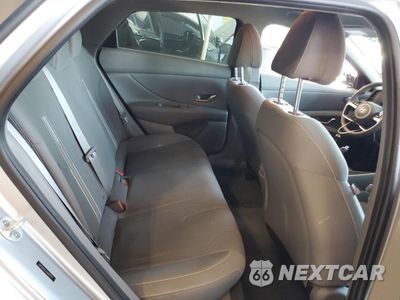 Zdjęcie 10 z 13 samochodu: 2021 HYUNDAI ELANTRA SEL VIN:5NPLM4AG7MH019979 - miniatura