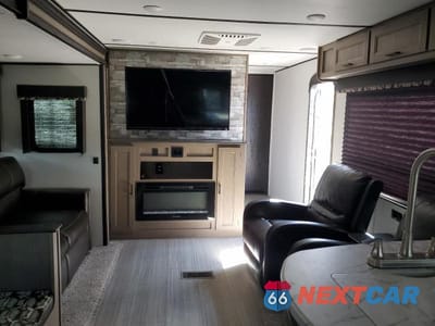 Piąte zdjęcie samochodu w środku: 2020 KEYSTONE HIDEOUT - RVS RV VIN:4YDT28R20L7245545 - miniatura