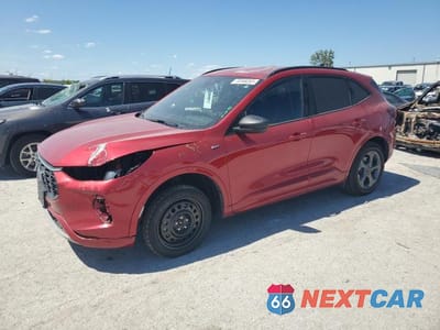 2024 FORD ESCAPE ST LINE 1FMCU9MN9RUA66589 - główne zdjęcie licytacji z USA - miniatura