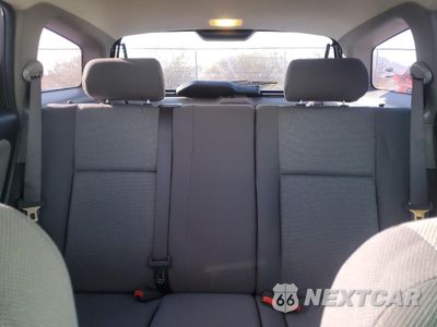 Zdjęcie 10 z 16 samochodu: 2004 TOYOTA COROLLA MATRIX XR VIN:2T1KR32E64C202393 - miniatura