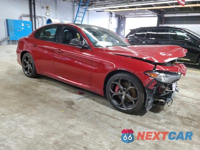 Czwarte zdjęcie samochodu z boku: 2020 ALFA ROMEO GIULIA TI VIN:ZARFANBN4L7626746 - miniatura