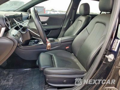 Zdjęcie 7 z 13 samochodu: 2019 MERCEDES-BENZ A 220 VIN:WDD3G4EB5KW035939 - miniatura