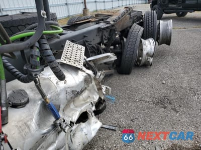 Zdjęcie 9 z 10 samochodu: 2016 INTERNATIONAL PROSTAR VIN:3HSDJAPR2GN131125 - miniatura