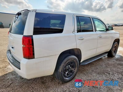Trzecie zdjęcie samochodu z tyłu: 2019 CHEVROLET TAHOE POLICE VIN:1GNLCDEC5KR249706 - miniatura