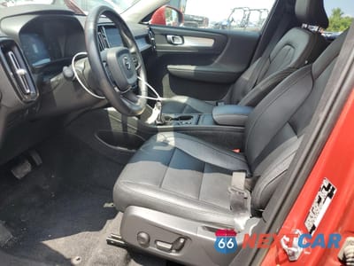 Zdjęcie 7 z 14 samochodu: 2020 VOLVO XC40 T5 MOMENTUM VIN:YV4162UK0L2319270 - miniatura