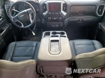 Zdjęcie 8 z 12 samochodu: 2019 CHEVROLET SILVERADO K1500 LT VIN:3GCUYDED5KG290733 - miniatura