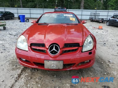 Piąte zdjęcie samochodu w środku: 2005 MERCEDES-BENZ SLK 350 VIN:WDBWK56F45F053896 - miniatura