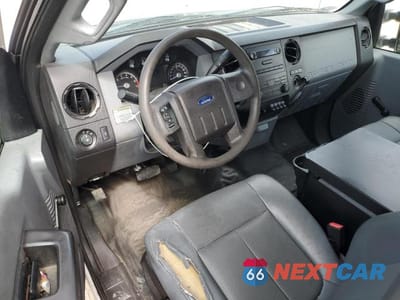 Zdjęcie 8 z 13 samochodu: 2013 FORD F-350 SD - UTILITY TRUCK *** PRIOR FLEET *** VIN:1FDRF3A6XDEB92171 - miniatura