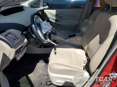 Zdjęcie 7 z 12 samochodu: 2014 TOYOTA PRIUS VIN:JTDKN3DU4E1753590 - miniatura