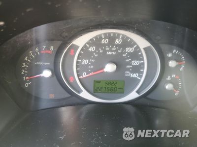 Zdjęcie 9 z 12 samochodu: 2006 HYUNDAI TUCSON GL VIN:KM8JM12B36U298876 - miniatura