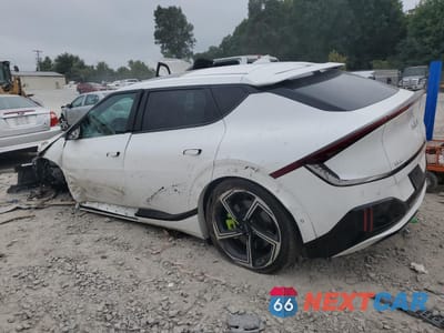 Drugie zdjęcie samochodu z przodu: 2023 KIA EV6 GT VIN:KNDC5DLE4P5106235 - miniatura