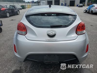 Zdjęcie 6 z 13 samochodu: 2012 HYUNDAI VELOSTER VIN:KMHTC6AD6CU029343 - miniatura
