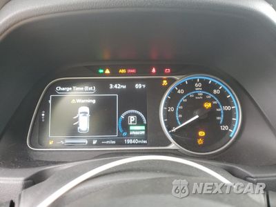 Zdjęcie 9 z 14 samochodu: 2018 NISSAN LEAF S VIN:1N4AZ1CP8JC302571 - miniatura